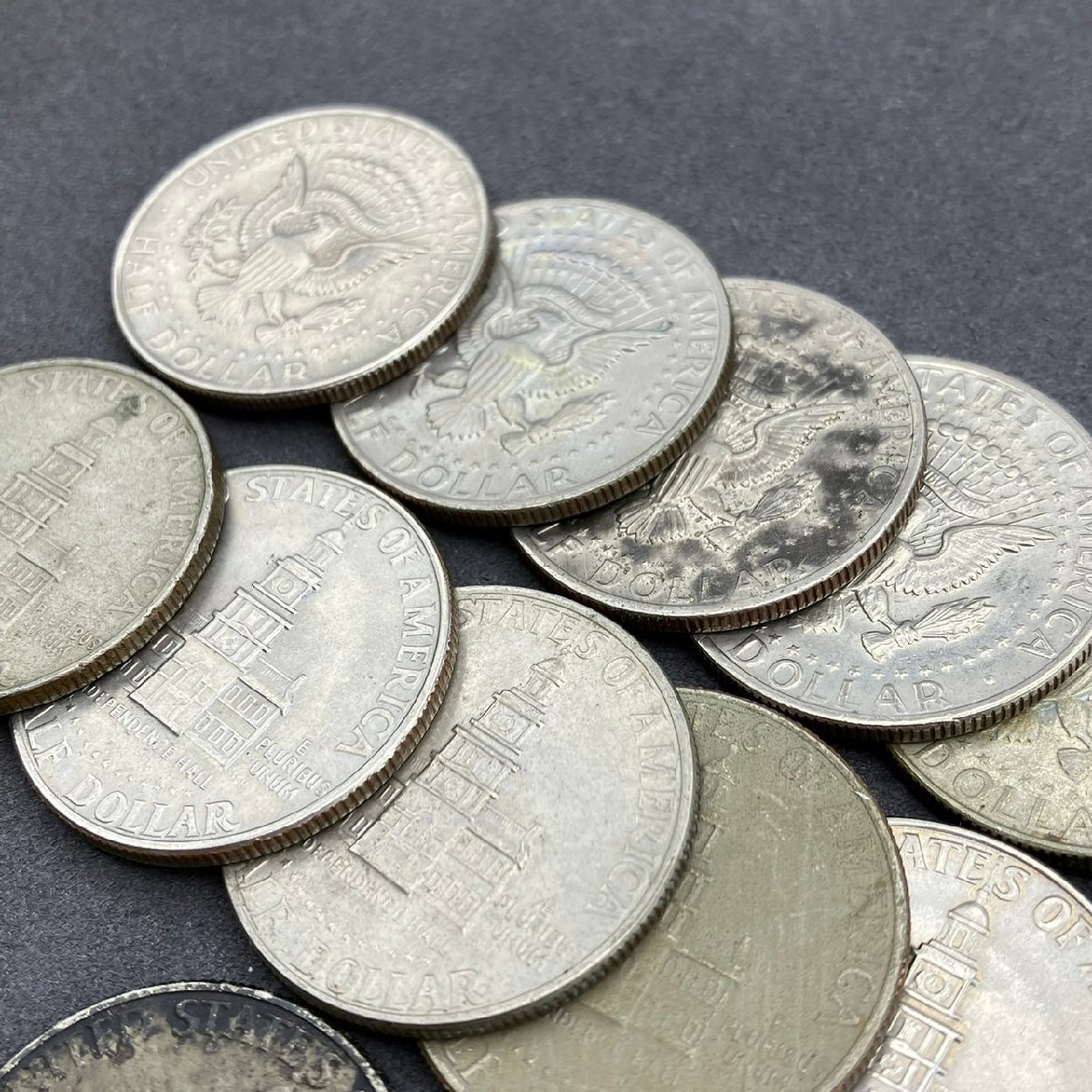 1円 アメリカ硬貨 1965年以降 19枚セット 約214ｇ ケネディ 1/2ドル 50セント アンティーク コレクション コイン_画像9