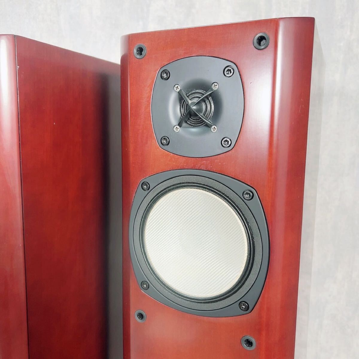 ONKYO Onkyo D-508E 2 way акустическая система tallboy 