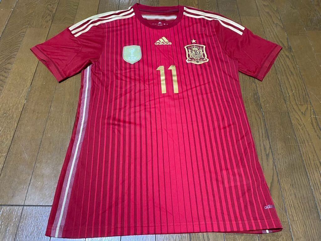 スペイン代表ユニフォーム　ペドロ11 （adidas製：サイズM）　バルセロナ_画像1