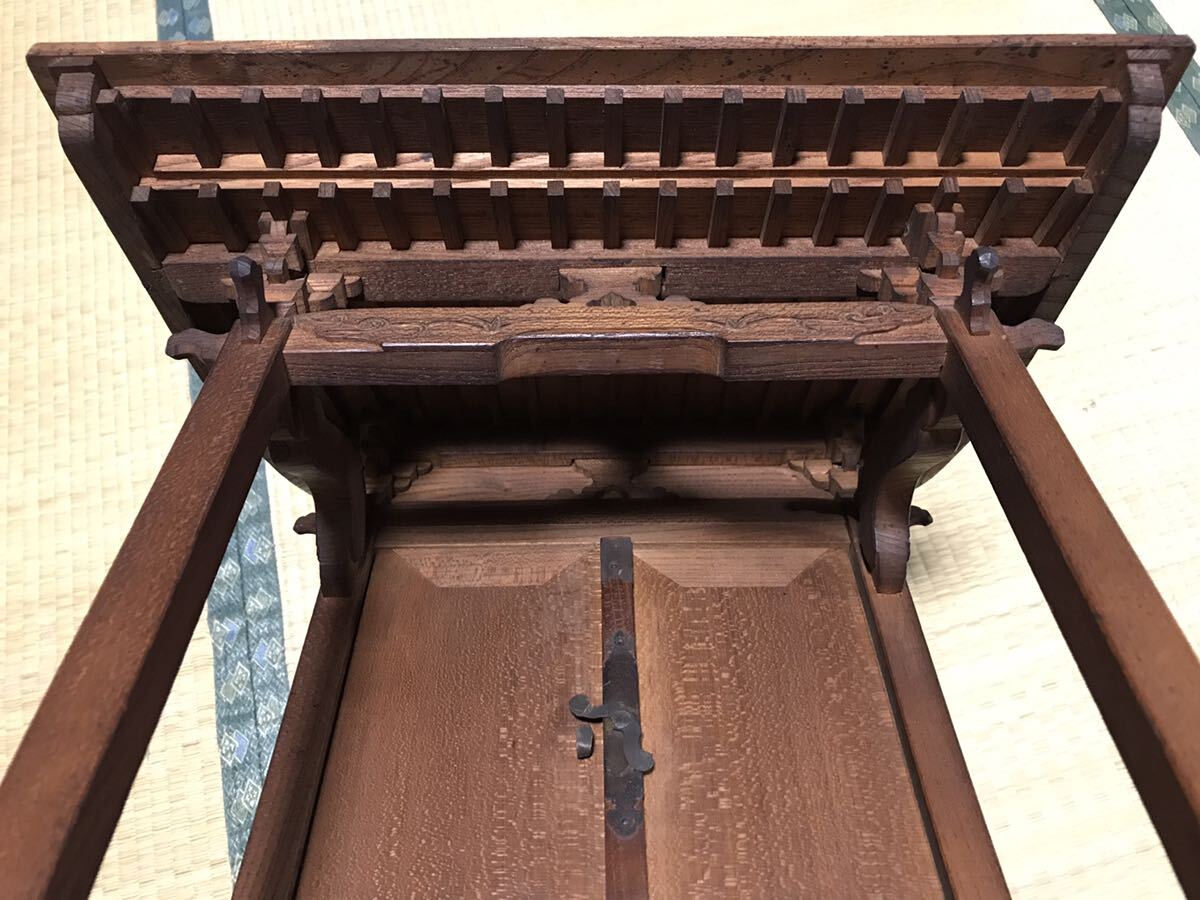 大珍品】祠 神棚 アンティーク 木製 欅 ケヤキ 神社 修験道 山伏 大珍品】祠 神棚 アンティーク 木製 欅 ケヤキ 神社 修験道 山伏