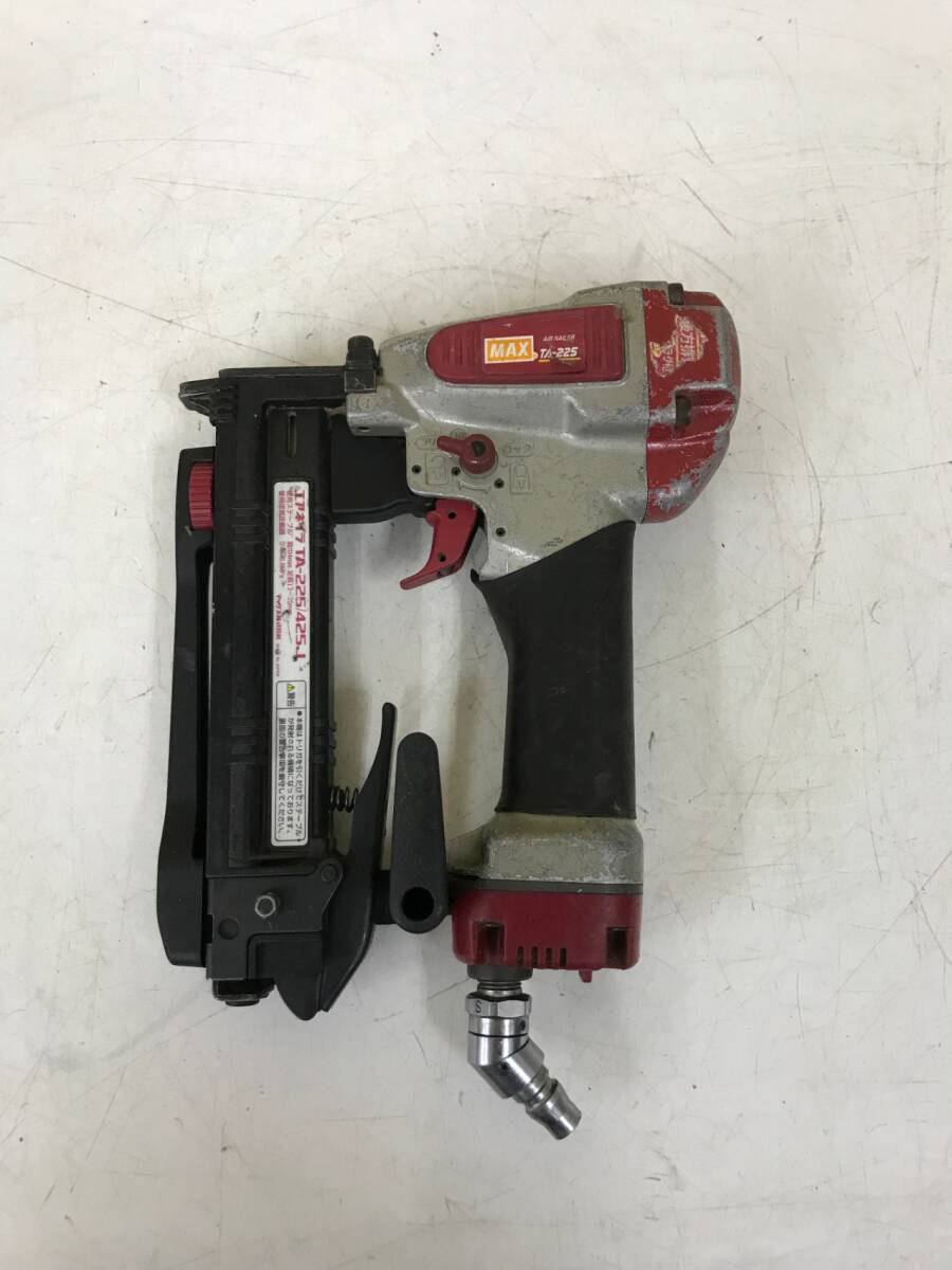 【中古品】★MAX(マックス) 常圧ステープル用釘打機 TA-225/425J (4238257)　ITUVF3JJEFFY