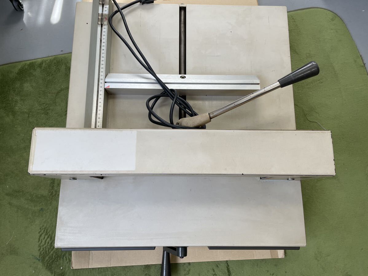 GAKKEN IDEAL 電動断裁機/紙裁断機 GOM-39M 学習研究社 100V GAKKEN IDEAL 電動断裁機/紙裁断機 GOM-39M 学習研究社 100V