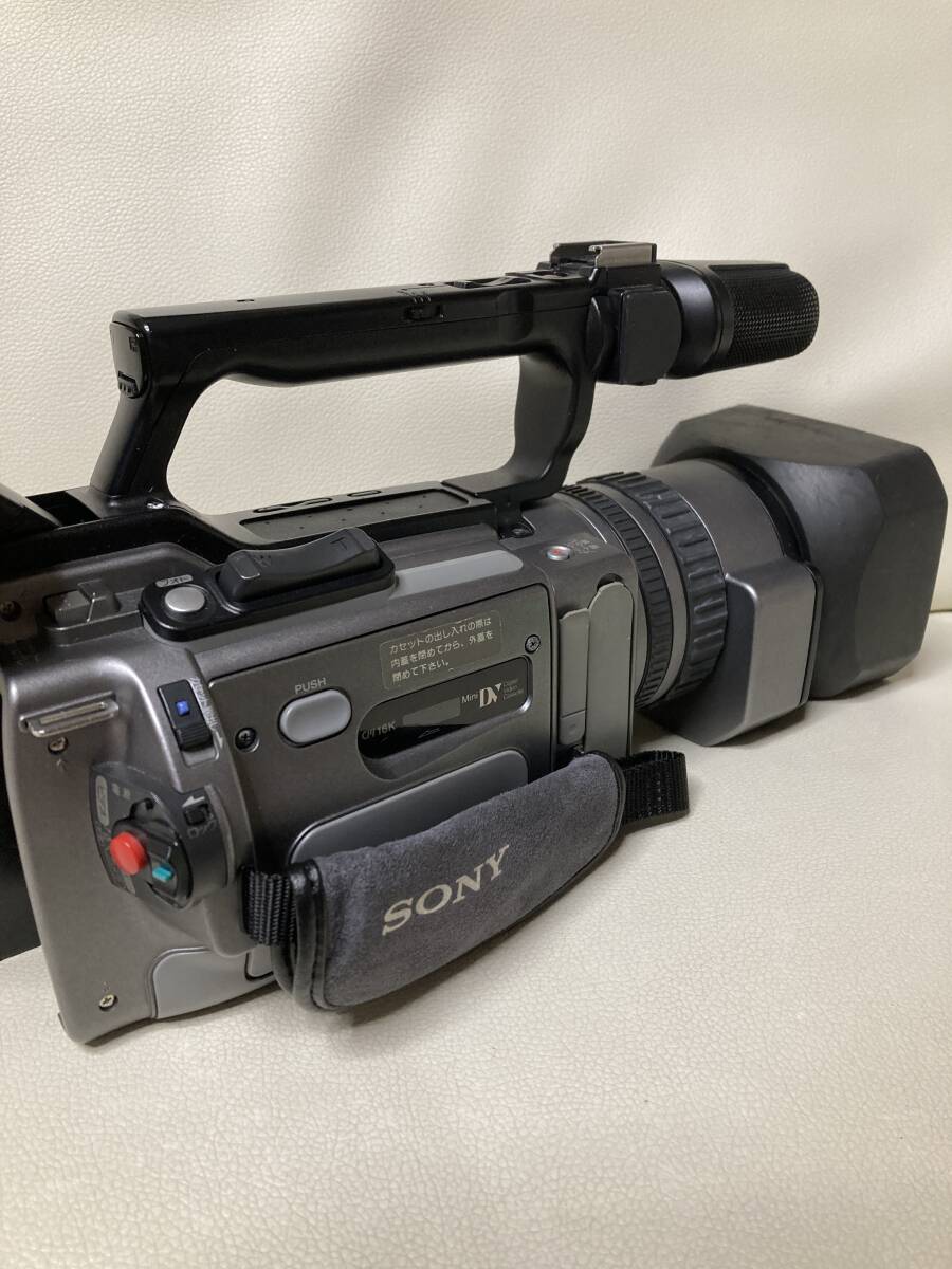 【動作〇】SONY DCR-VX2100 miniDV ビデオカメラ Yahoo!オークション - ソニー Sony DCR-VX2100 miniDV
