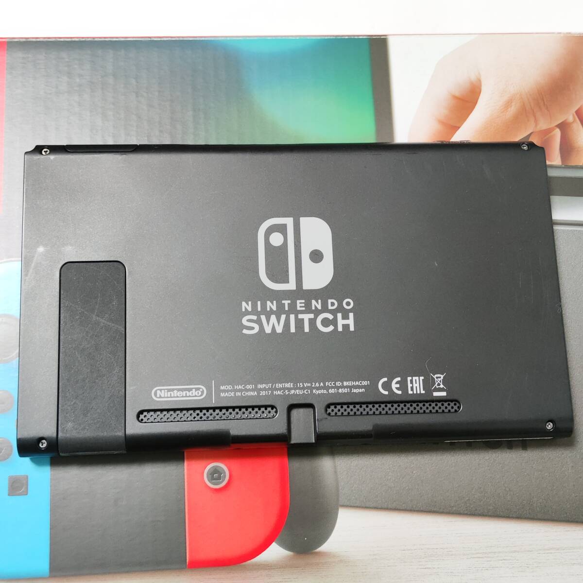 送料無料 動作確認済み Nintendo Switch HAC-S-KABAA 2017年製 未対策
