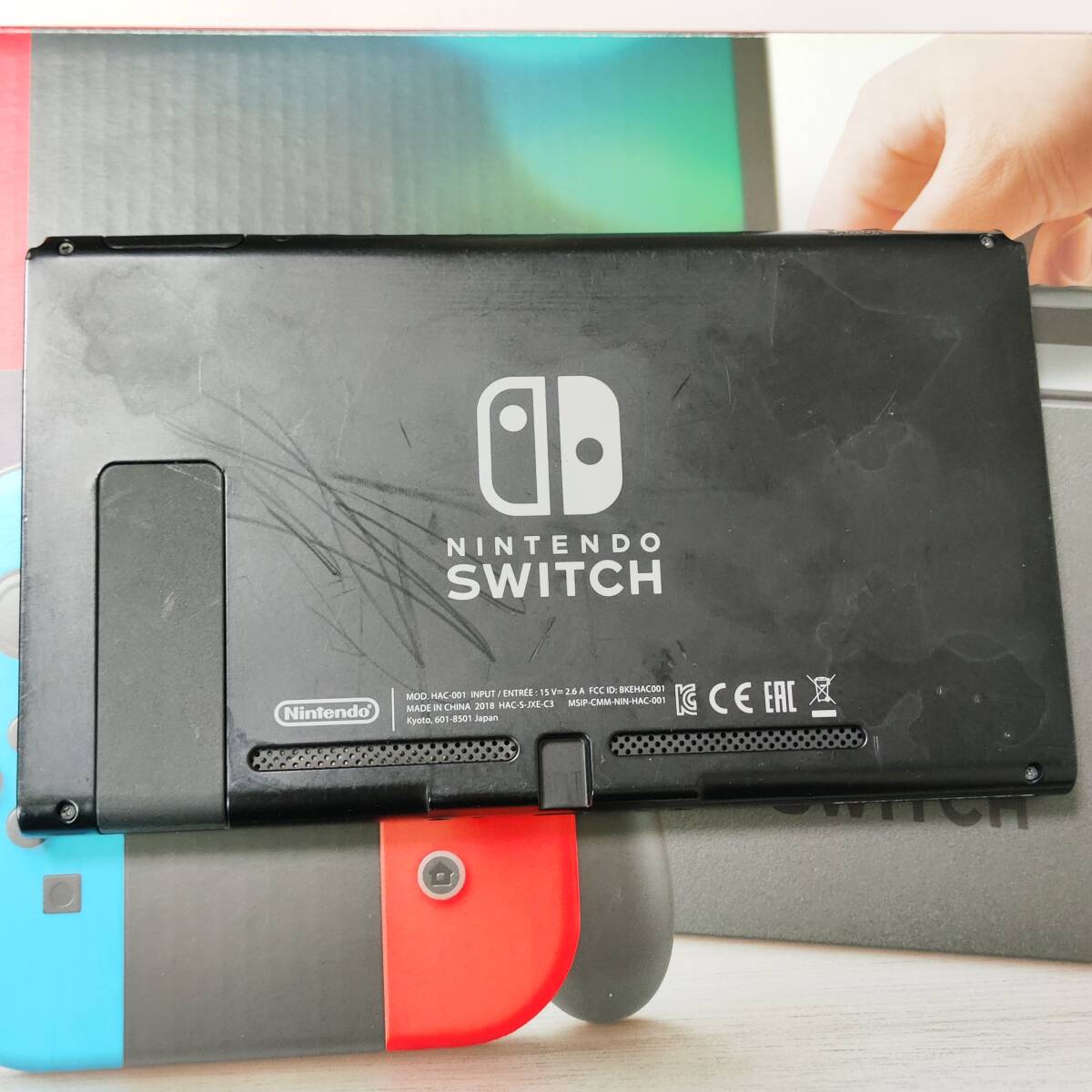 送料無料 動作確認済み Nintendo Switch ニンテンドー スイッチ HAC-S-KABAA 本体のみ HAC-001 中古