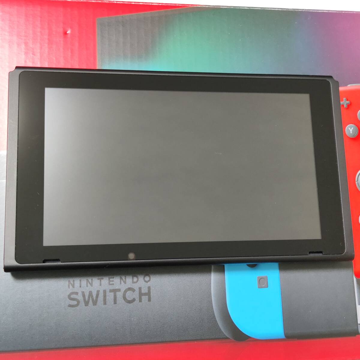 送料無料 動作確認済み Nintendo Switch HAD-S-KABAA 新モデル バッテリー改良型 本体のみ HAC-001(-01) 中古 美品_画像2