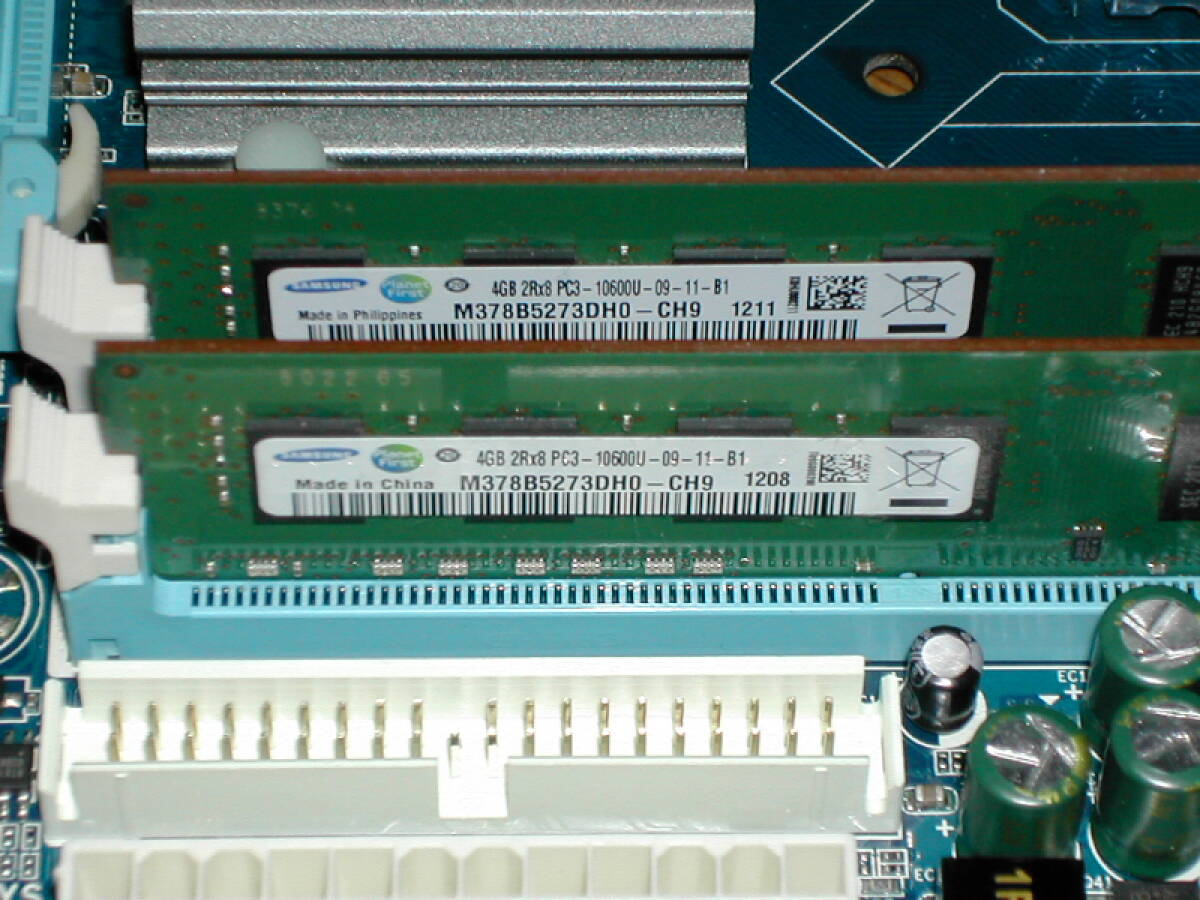 CPU memory attaching .GIGABYTE GA-G41MT-ES2H LGA775