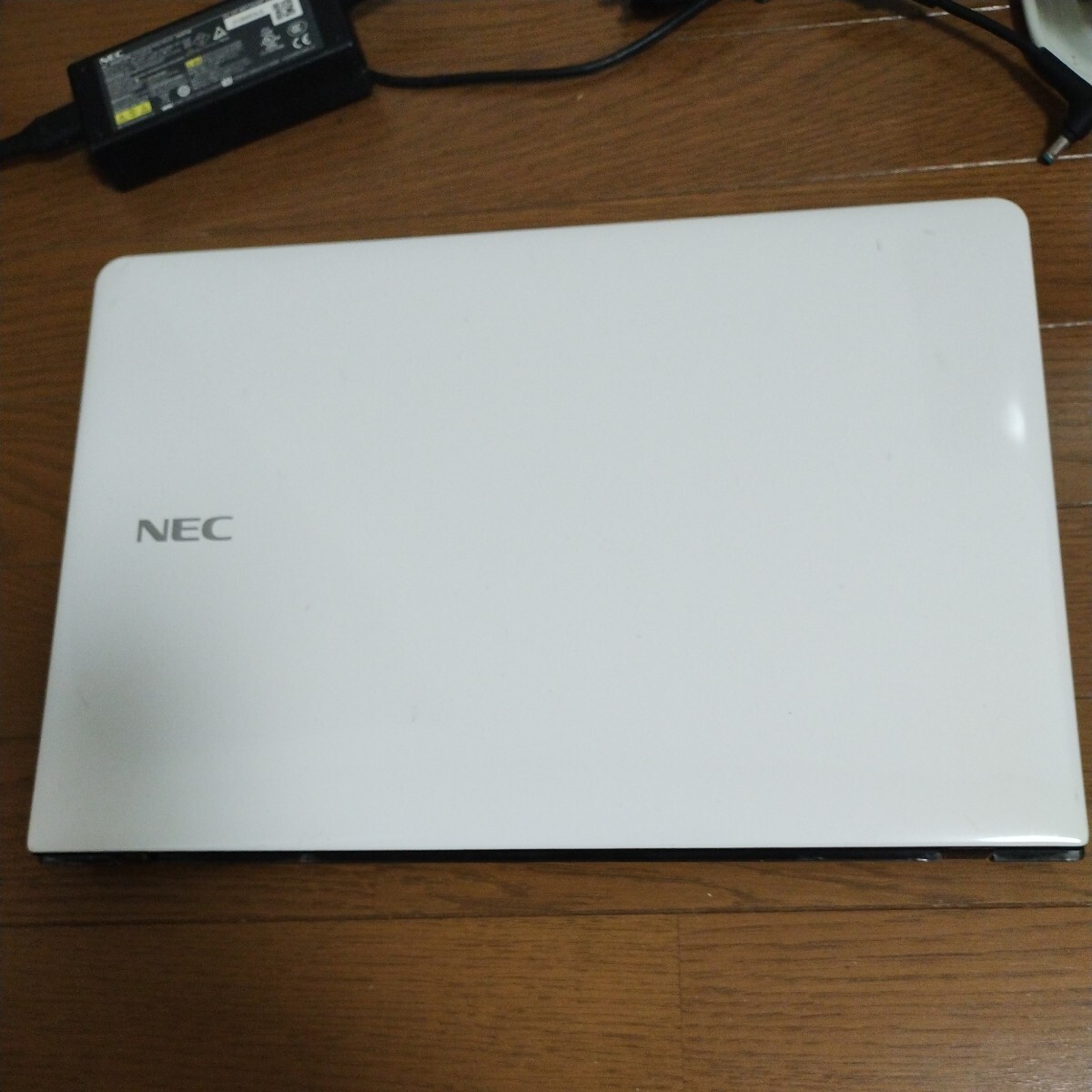 【ジャンク】NEC ノートパソコン LaVie LS150/R PC-LS150RSW 充電器付きの画像4