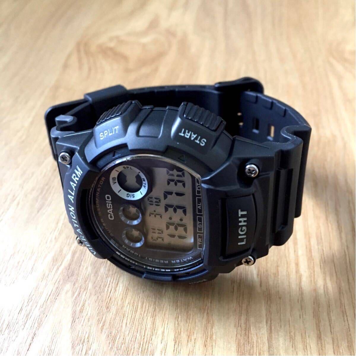 新品同様 BEAMS CASIO Digital watch ビームス カシオ デジタルウォッチ 腕時計 時報 バイブレーション デュアルタイム ストップウオッチ_画像1