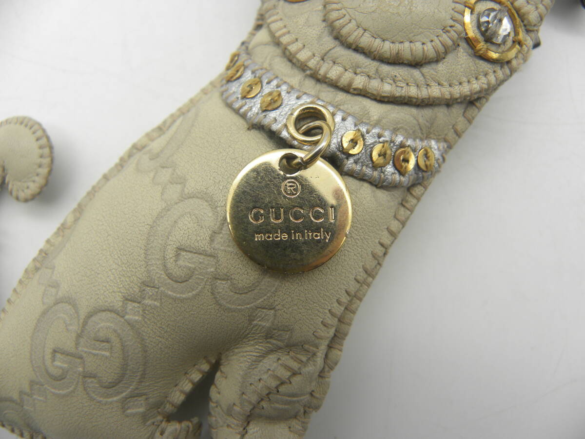 GUCCI Gucci Pug dog charm key holder gray 4133