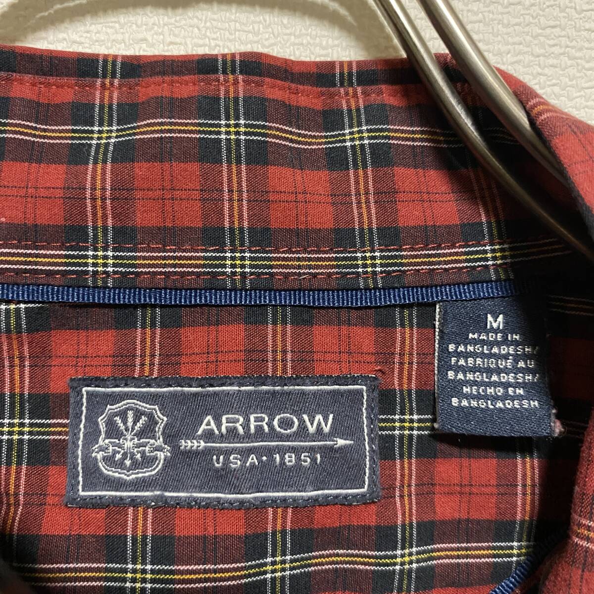 アメリカ古着　ARROW 長袖　シャツ　チェック柄　Mサイズ　BDシャツ　ボタンダウン　【U16】