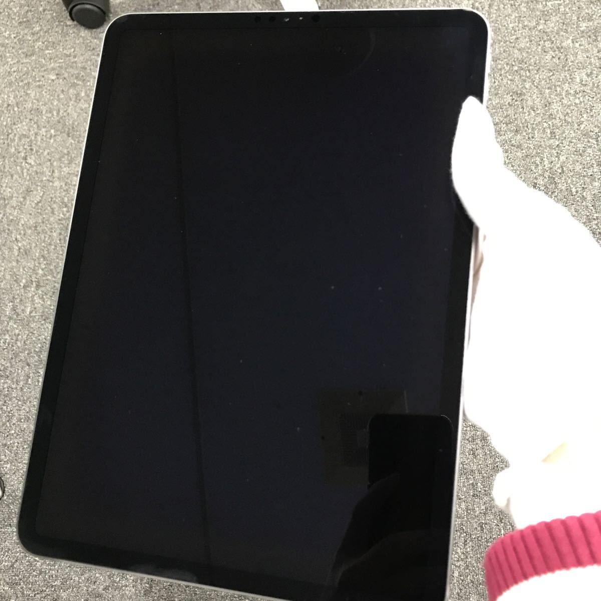 Apple iPad pro11第2世代Wi-Fi 1TB/1000GB スペースグレー NRCGの画像2