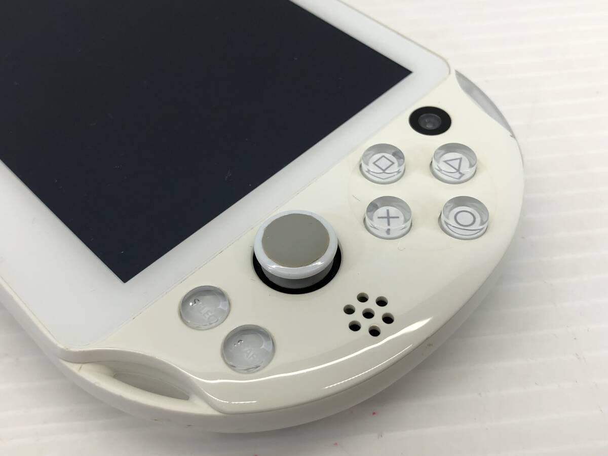 ◆SONY ソニー Playstation VITA PSV PCH-2000 本体のみ ジャンク扱い品◆_画像3