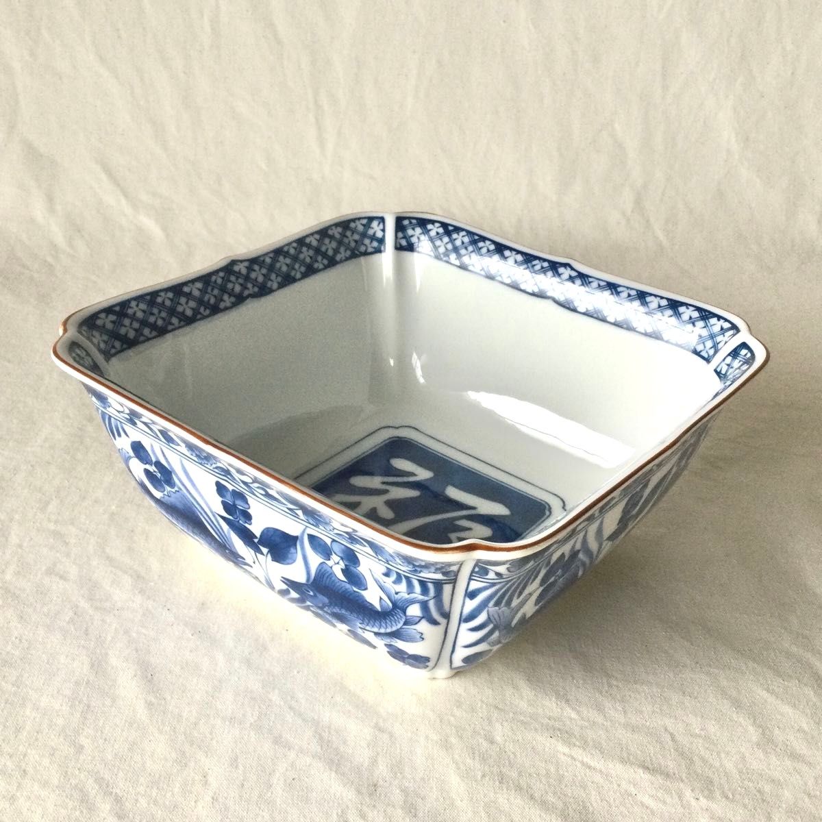 新品 たち吉 青華遊魚 染付 角 盛鉢 大鉢 深鉢 鉢 深皿 呉須 角 新品 たち吉 青華遊魚 染付 角 盛鉢 大鉢 深鉢 鉢 深皿 呉須 角