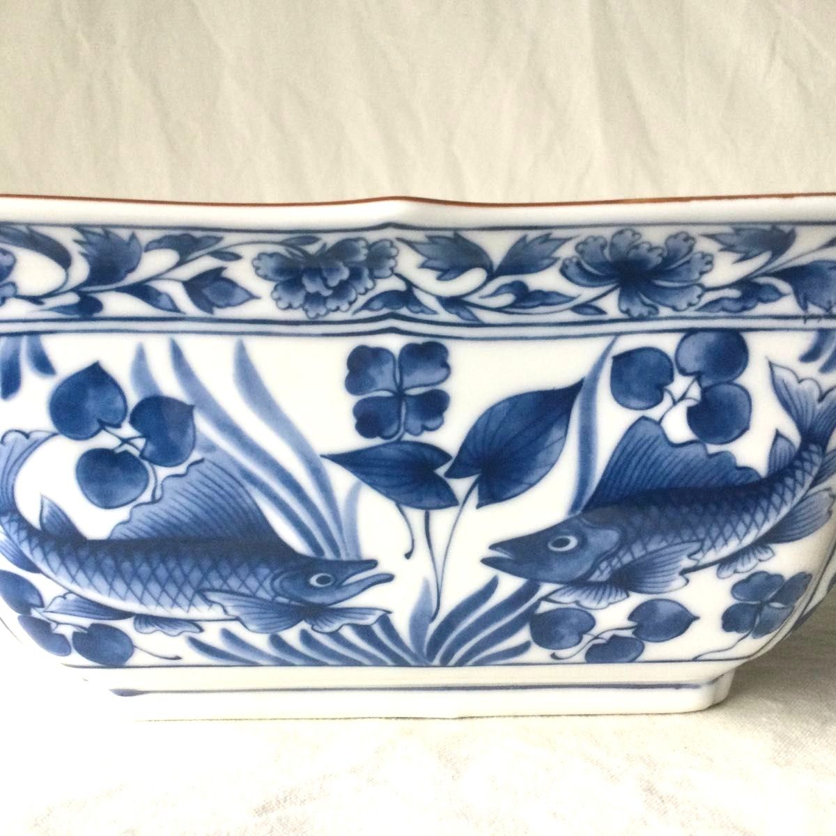 新品 たち吉 青華遊魚 染付 角 盛鉢 大鉢 深鉢 鉢 深皿 呉須 角 新品 たち吉 青華遊魚 染付 角 盛鉢 大鉢 深鉢 鉢 深皿 呉須 角