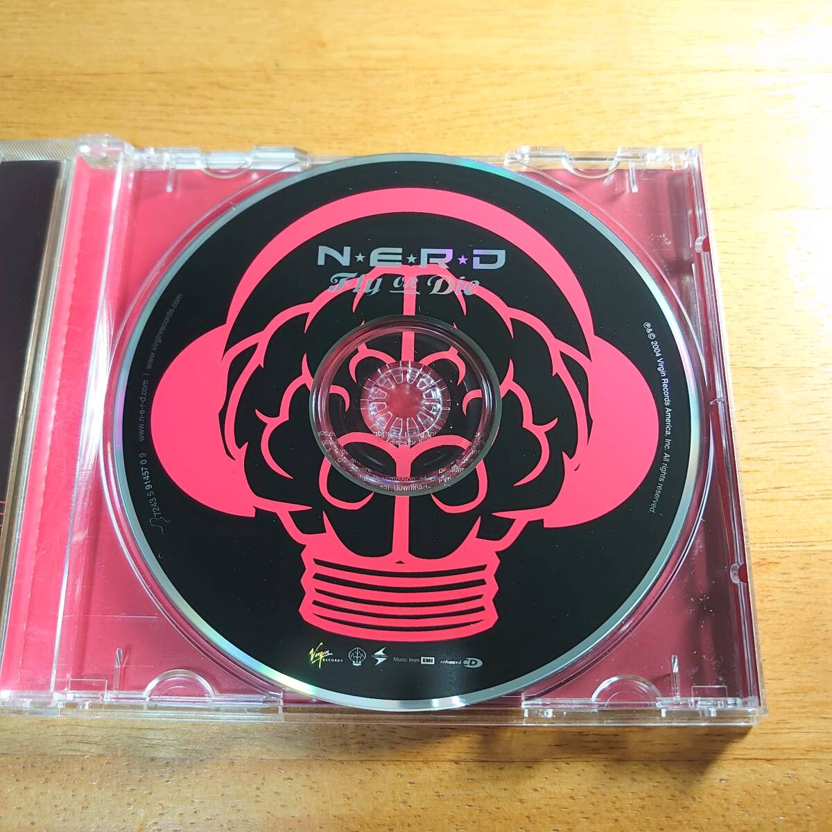 N.E.R.D / Fly Or Die フライ・オア・ダイ 輸入盤 【CD】_画像3