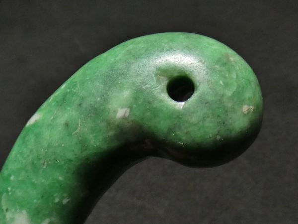 驚きの値段で 恵 検 翡翠 大型の玉の勾玉 】見栄え良き一品です! #1044 土器