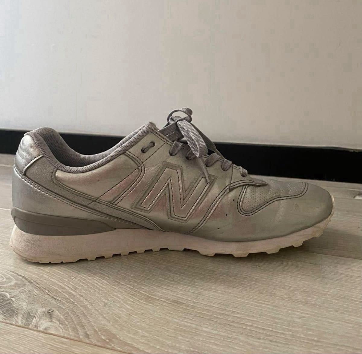 new balance レディースシューズ WR996SRS 靴　シルバー ニューバランス