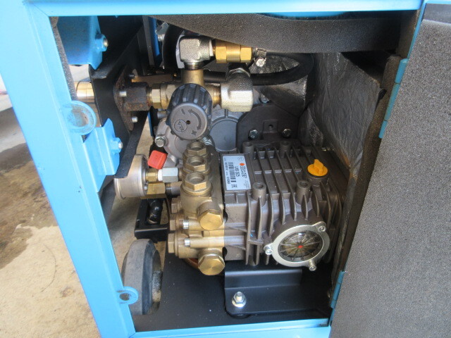 241 フルテック GBX1513C 防音型 高圧洗浄機 ガソリン エンジン (P60)_画像5