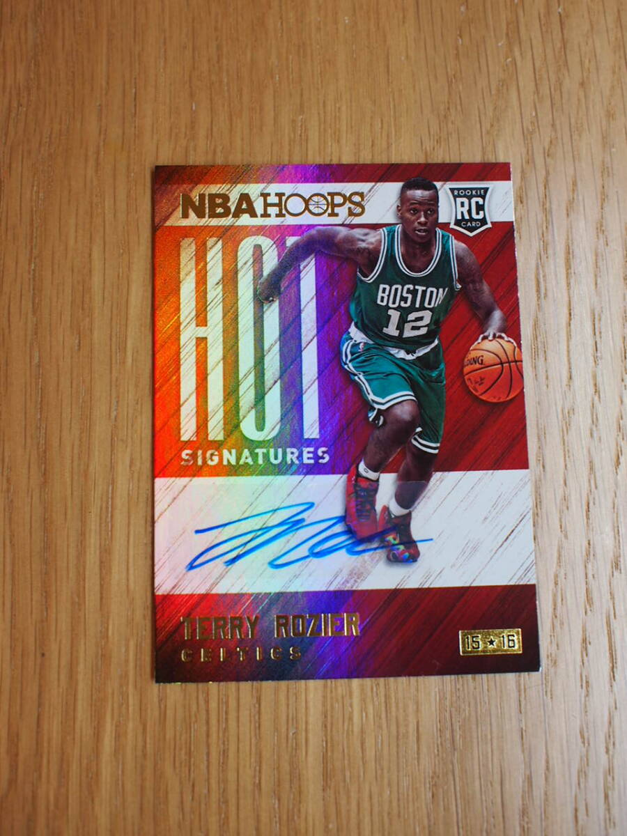 2015-16 Panini NBA Hoops Hot Signatures Terry Rozier テリー・ロジャー 直筆サインカード #HS-TR Rookie Auto RCの画像1