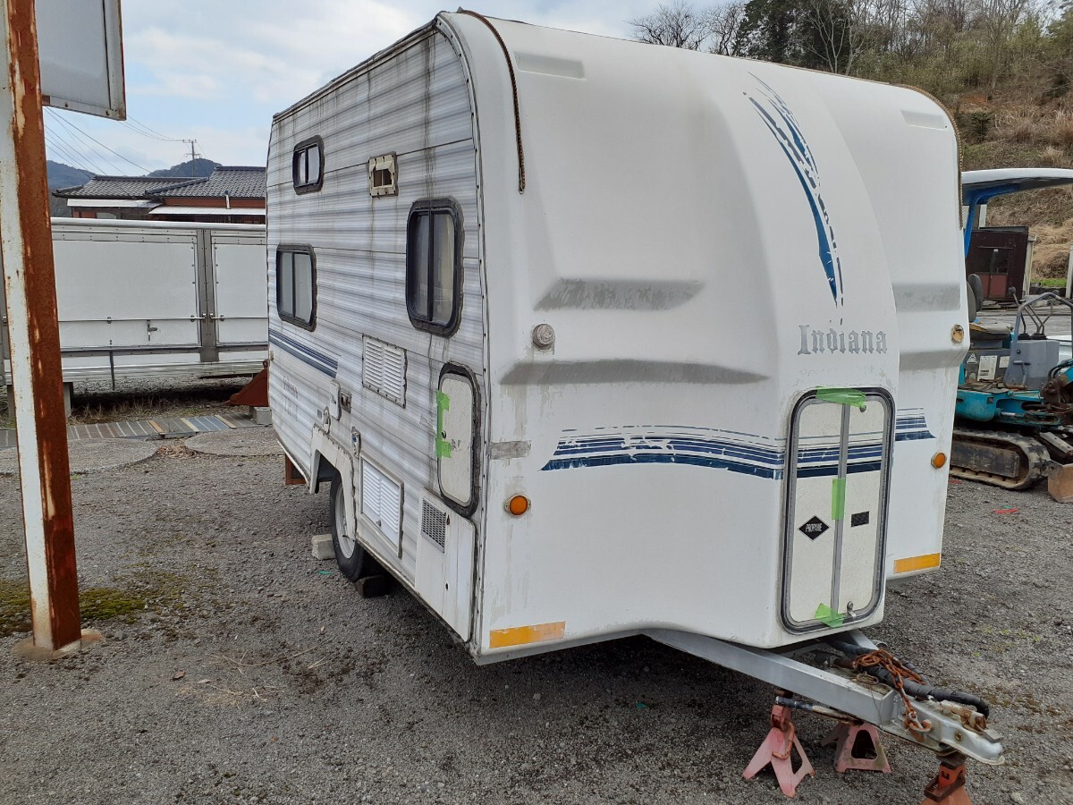  camping trailer Shadow Cruiser 750kg within traction license un- necessary. 