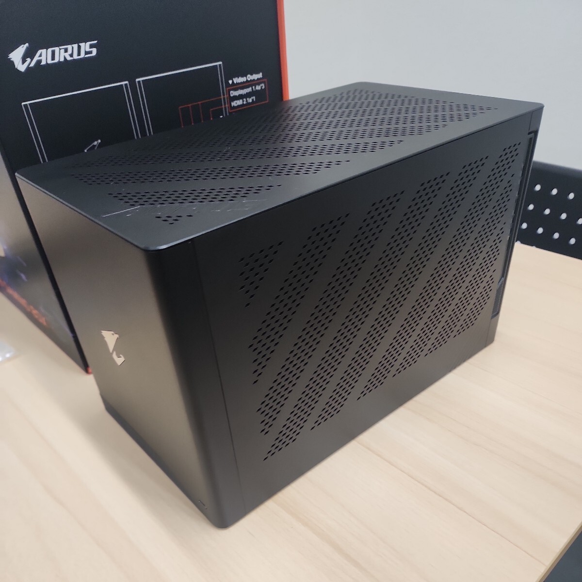 AORUS RTX 4090 GAMINGBOX 外付けGPU NVIDIA RTX4090 使用約2時間 試運転のみ 購入明細ありの画像3