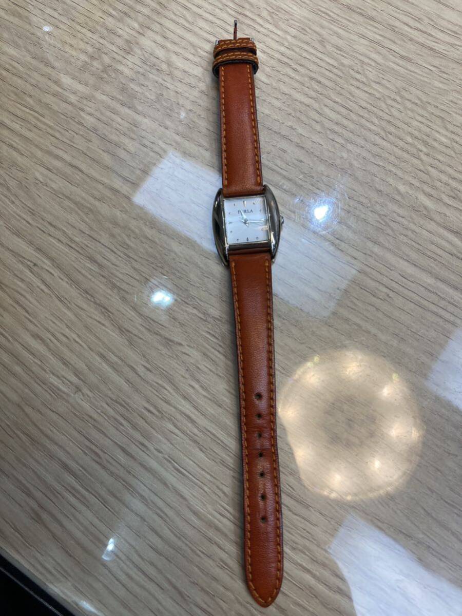 FURLA フルラ 腕時計 クォーツ 不動品 ベルト社外品の画像3