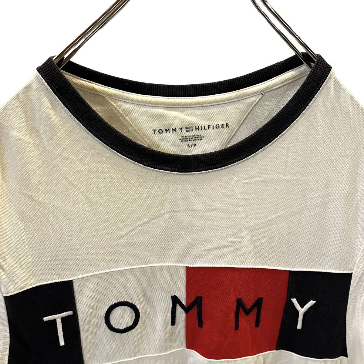 TOMMY HILFIGER トミーヒルフィガー　半袖Tシャツ　ロゴ刺繍　白　Ｓサイズ　【AY1610】_画像3