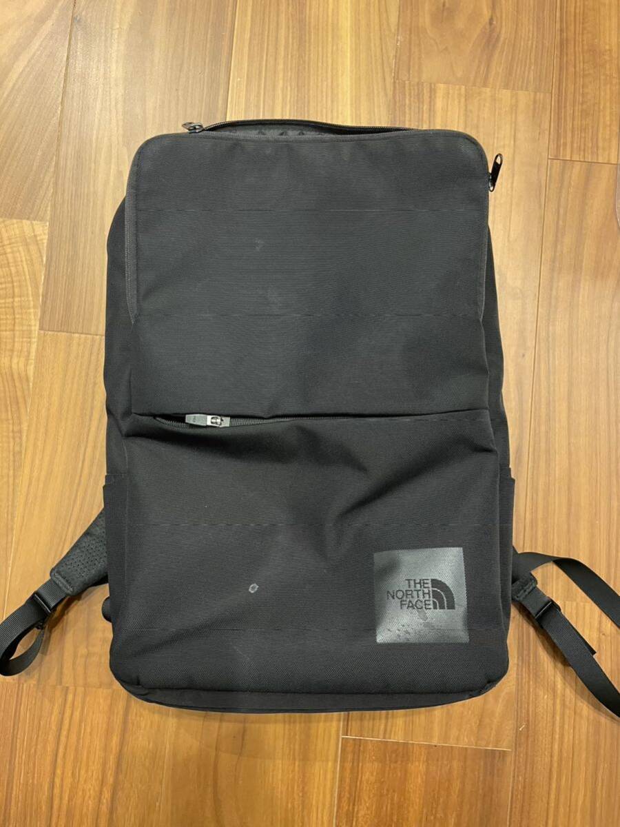 THE NORTH FACE ノースフェイス シャトルデイパックスリム ブラック バックパック ※中古_画像2