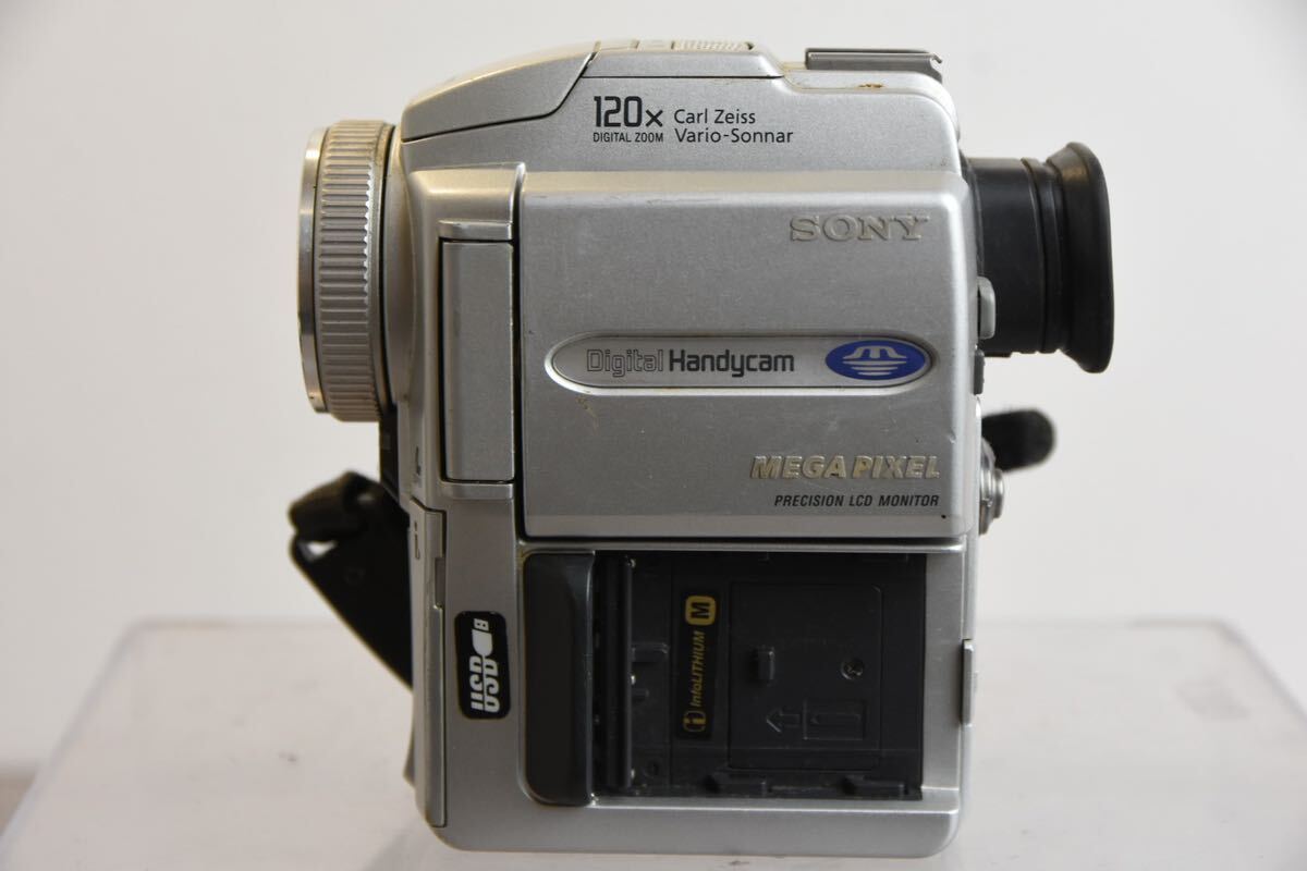 デジタルビデオカメラ SONY ソニー Handycam ハンディカム DCR-PC110 240220W5_画像1