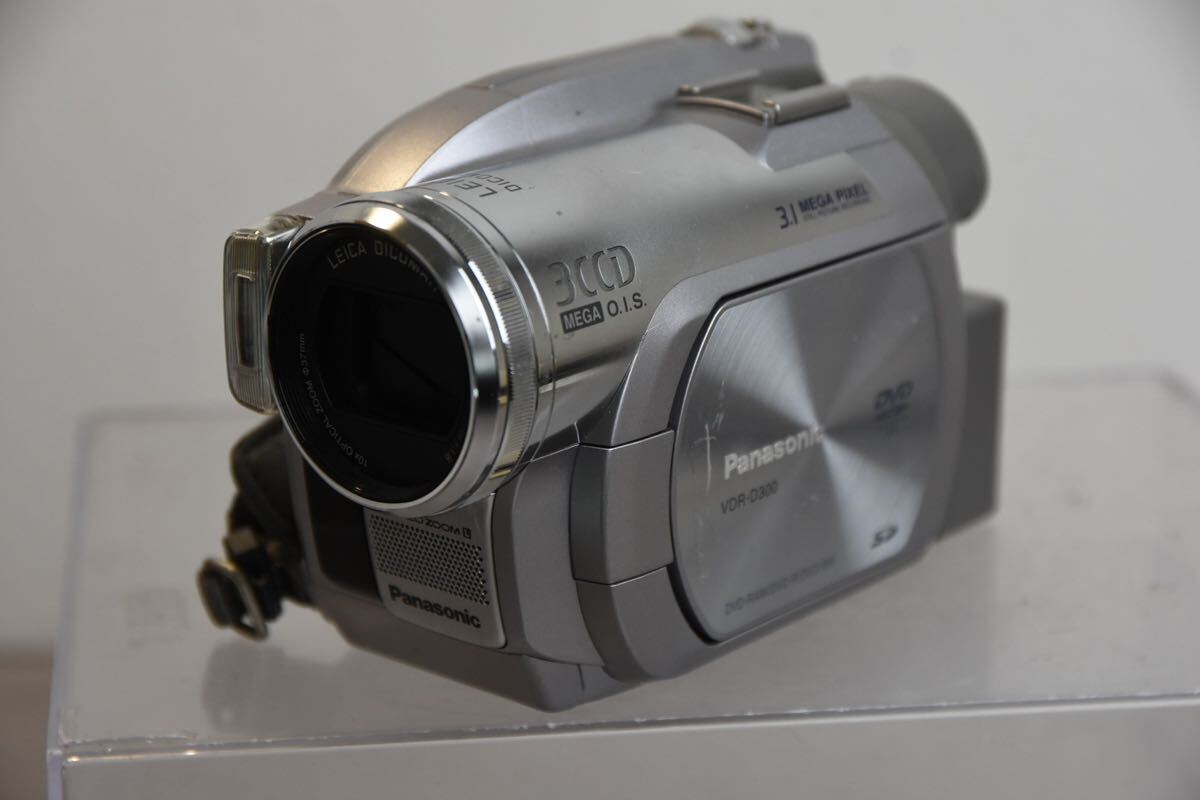 デジタルビデオカメラ Panasonic パナソニック VDR-D300 240323W12_画像2