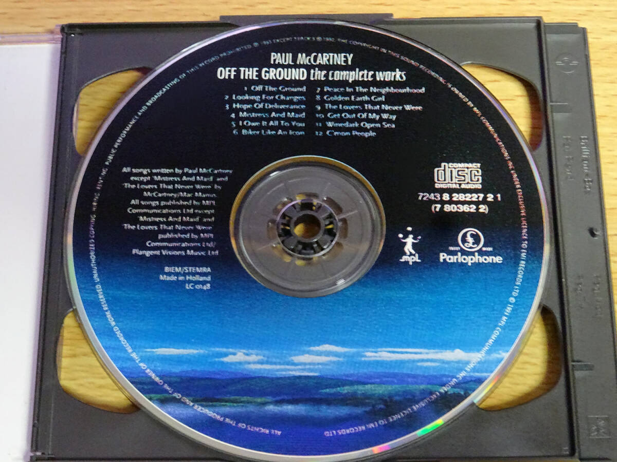★★レア！新品未開封◆THE BEATLES/ビートルズ／Paul McCartney [Off The Ground] Complete Works 2枚組ＣＤ★★_画像3