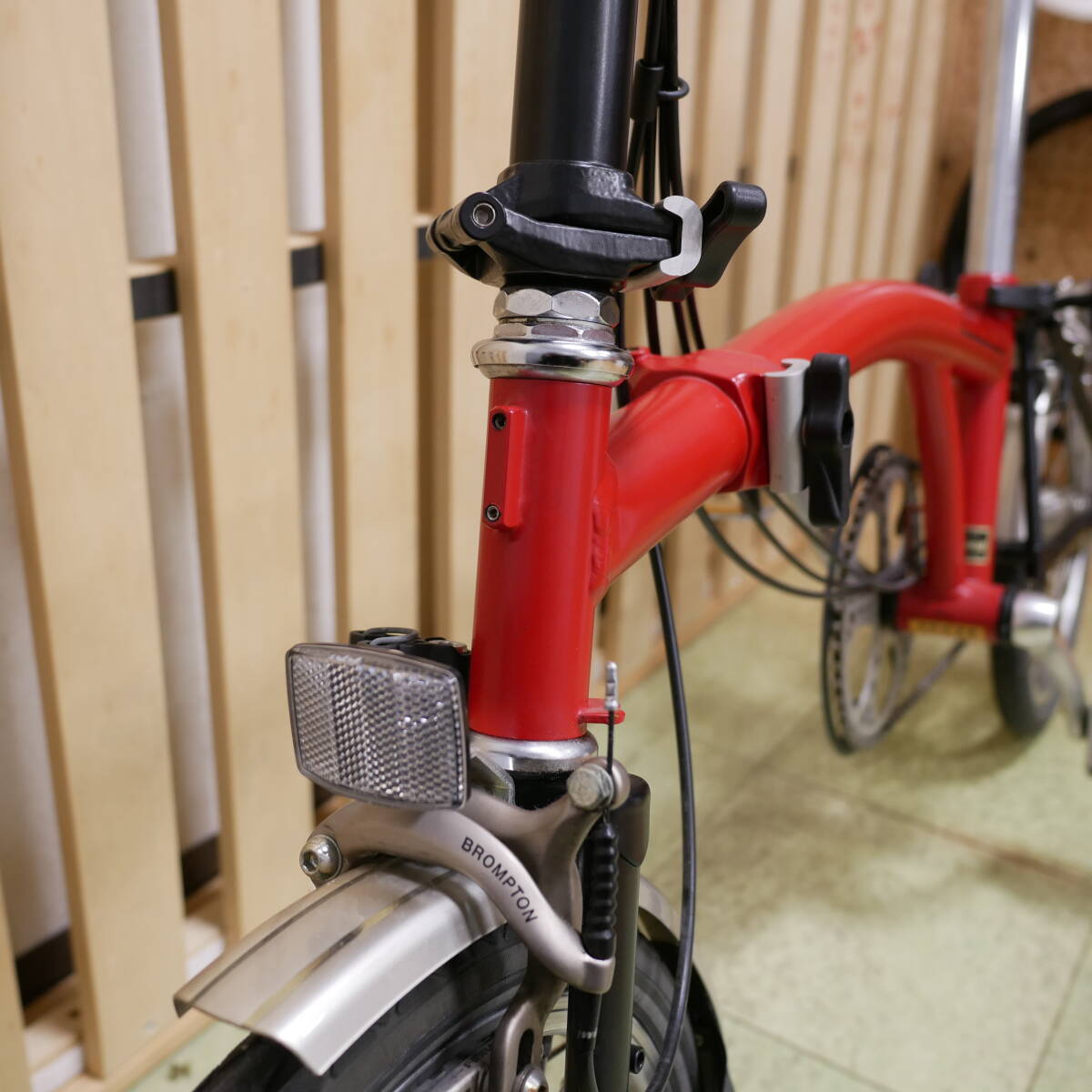 中古美品　BROMPTON Ｍ6L 　廃盤明るい赤色　折り畳み自転車 2013_画像7