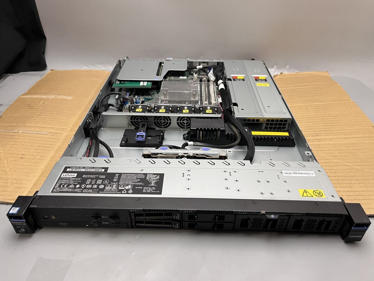 ★1円スタート★Lenovo System x3250 M6 Xeon E3-1230 V5 8GB★現状引渡★ストレージ/OS無★通電のみ確認★BIOSパスワードありの画像2