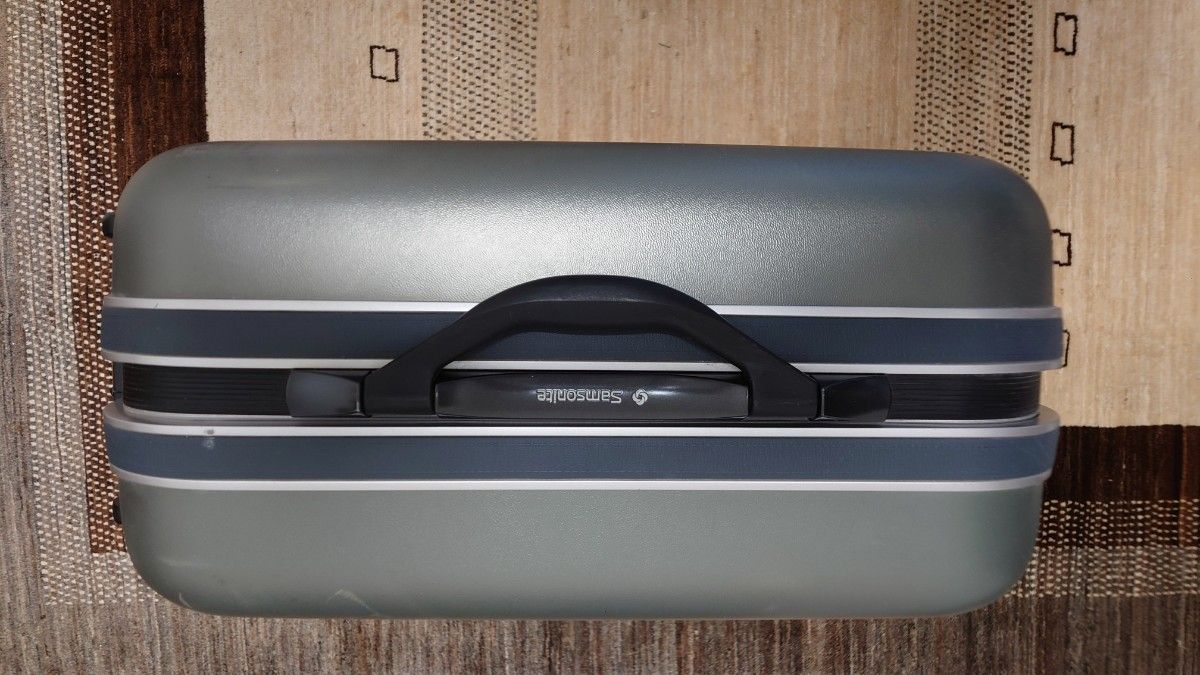 スーツケース サムソナイト Samsonite ID-f シルバー 約90L 動作品