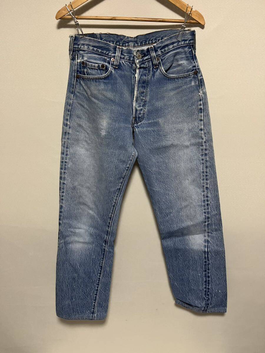 Levis　リーバイス　赤耳　デニム　ジーンズ　ブルー　W31　80年代　80ｓ　オリジナル　ビンテージ　ボタン裏524　USA製　ボタンフライ_画像1