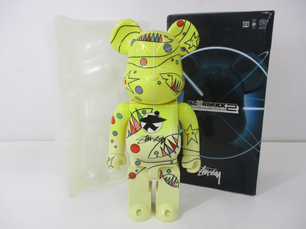 2403605-025 BE@RBRICK ベアブリック ステューシー ワールドワイドツアー2 400% 箱付_画像1