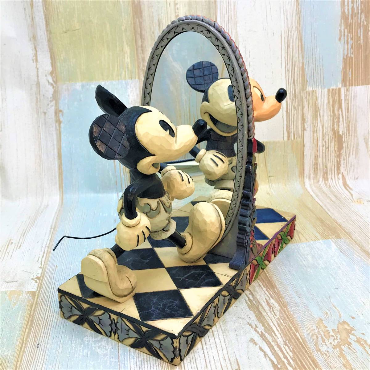 レア ミッキーマウス Mickey Mouse 鏡 かがみ 今と前 フィギュア レア ミッキーマウス Mickey Mouse 鏡 かがみ 今と前 フィギュア