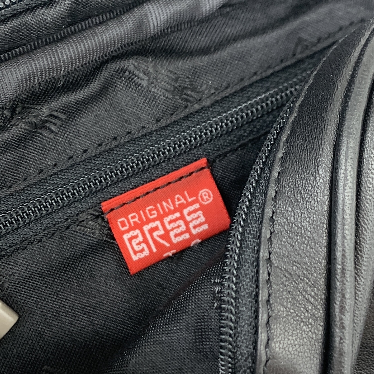 良好◆BREE ブリー ポーチ◆ ブラック レザー レディース ウエストポーチ bag 鞄_画像7