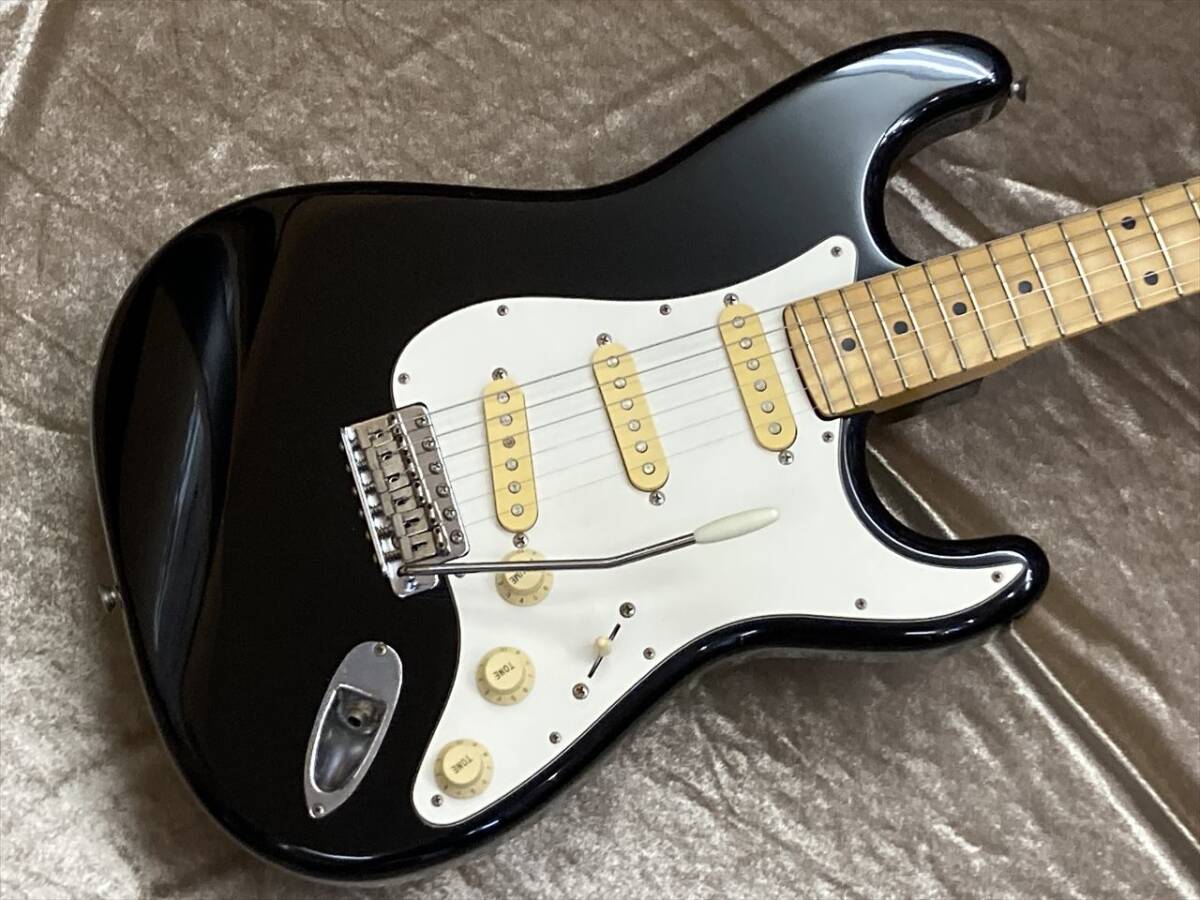 中古品 Fender Japan ST-33M Blackの画像2