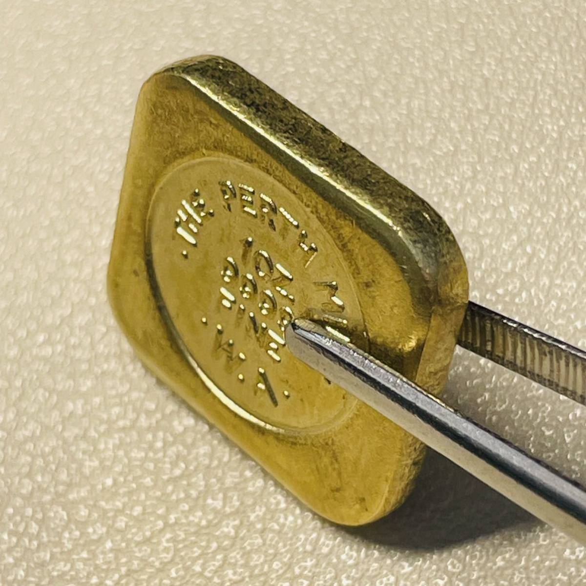 オーストラリア 硬貨 古銭 「パースミント オーストラリア」銘 インゴッド 白鳥 記念幣 メタル 重11.33g_画像4