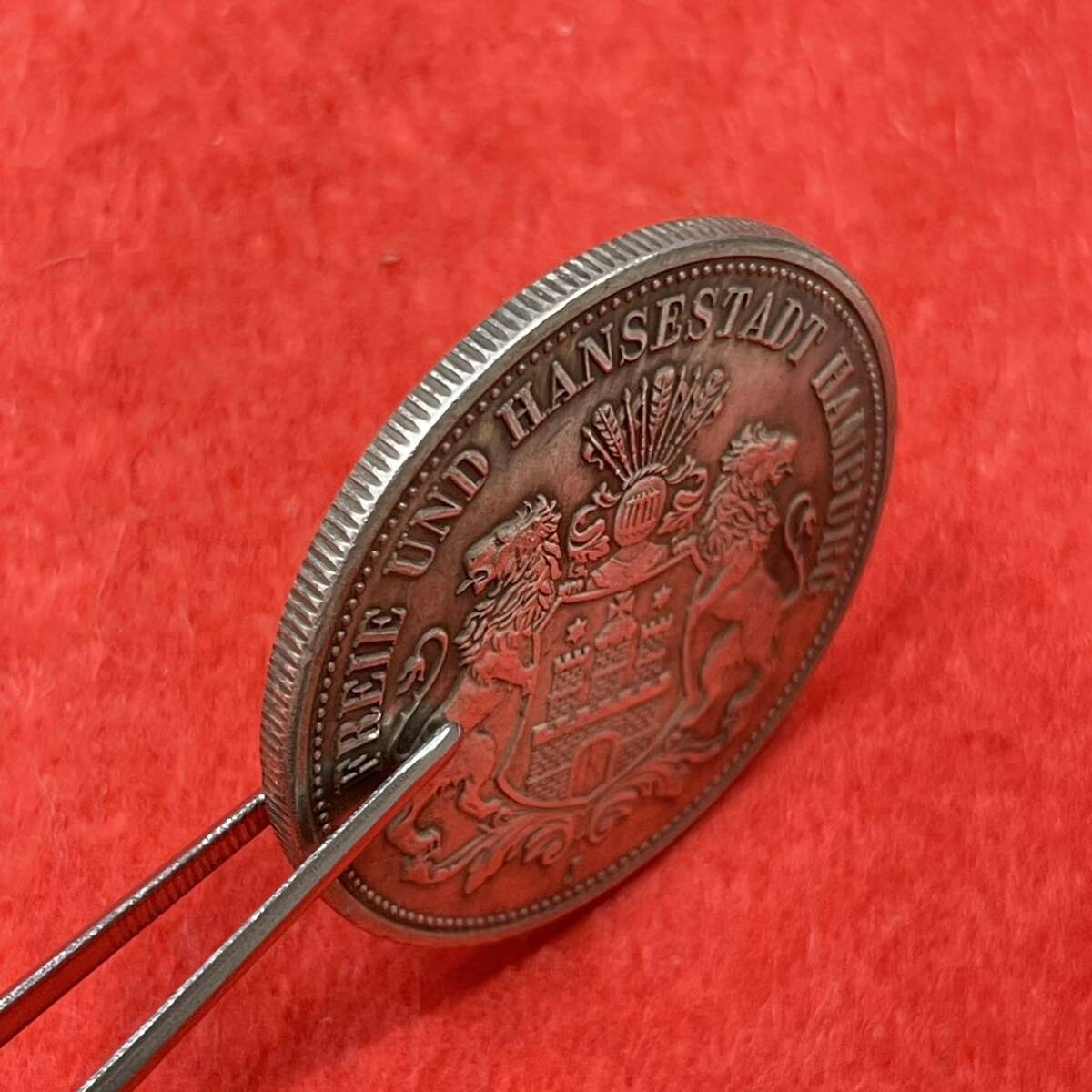 ドイツ 硬貨 古銭 ハンブルク州 1896年 ハンブルク州紋章 キャット・キャッスル マルク 国章 双頭の鷲 コイン 重20.48g 銀貨 _画像3