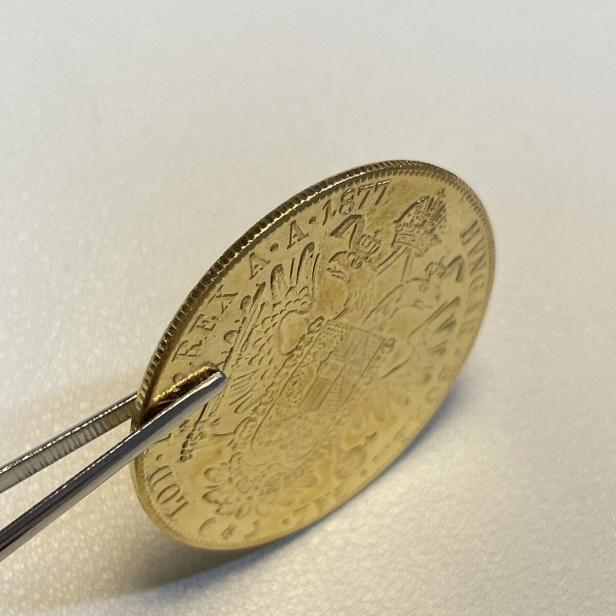オーストリア帝国 硬貨 古銭 フランツ・ヨーゼフ 1 世 1877年 クラウン 国章 紋章 双頭の鷲 4ダカット コイン 重15.07g_画像3