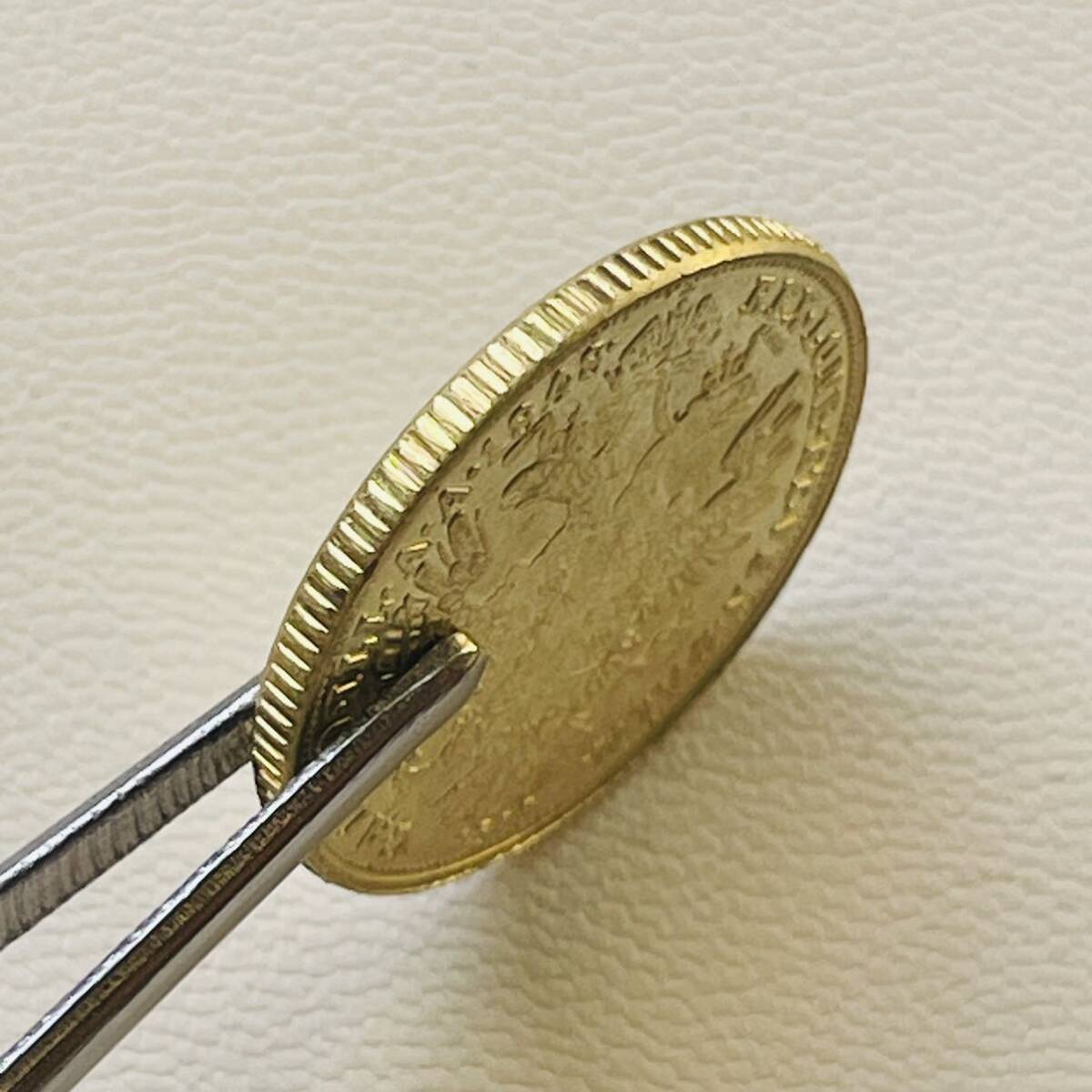 オーストリア帝国 硬貨 古銭 フランツ・ヨーゼフ1世 1898年 戴冠 50 周年記念 国章 紋章 双頭の鷲 記念幣 コイン 重3.49g_画像3