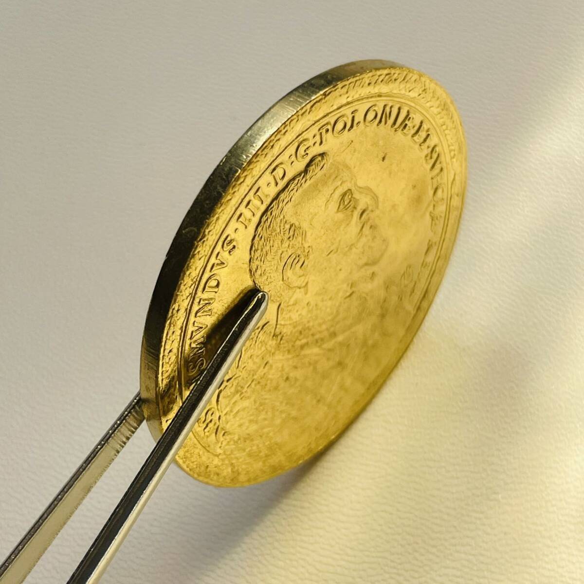ポーランド・リトアニア連邦 硬貨 古銭 ジグムント3世 1621年 クラウン 国章 ズウォティ記念幣 コレクション 重24.15g 金貨 「レプリカ」_画像4
