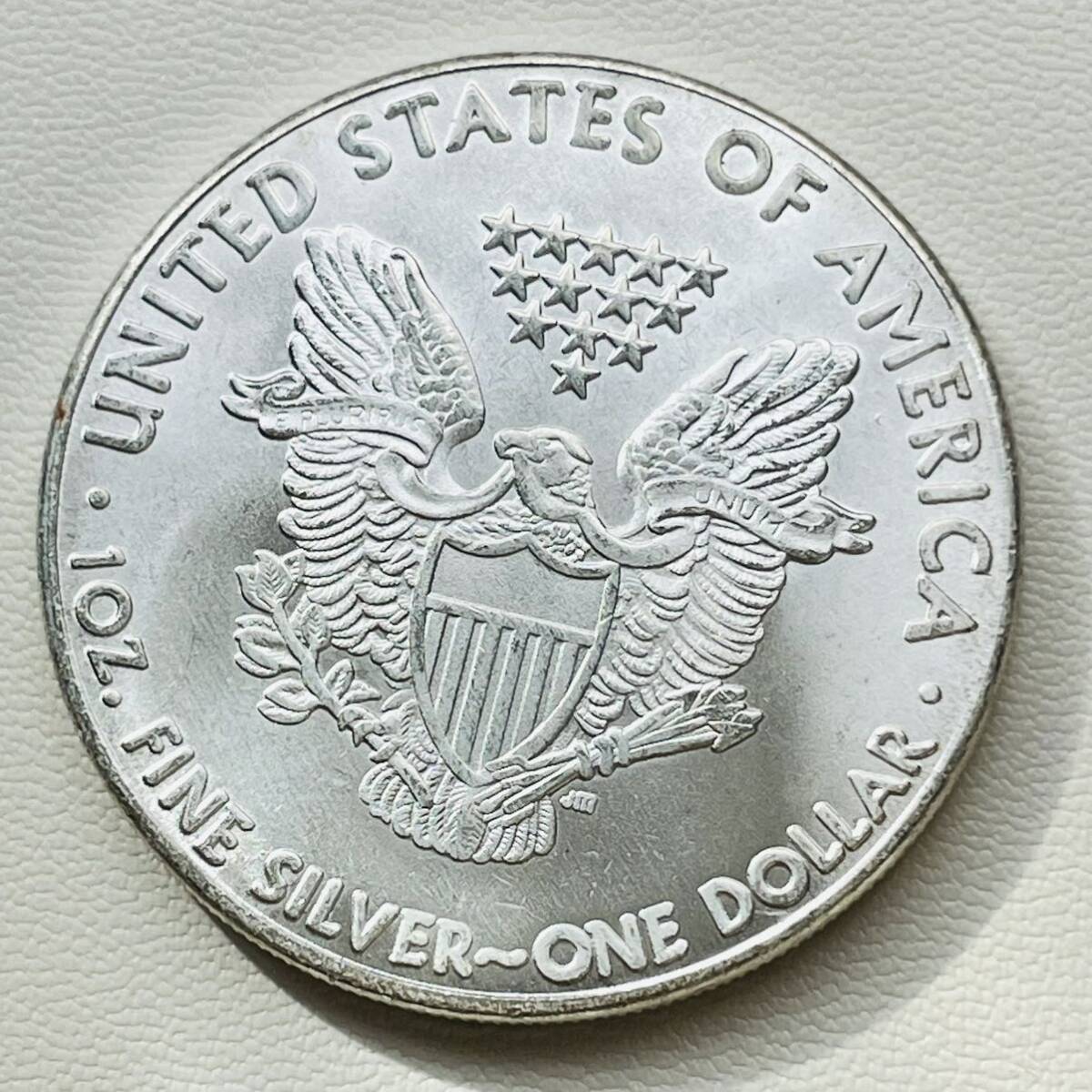 アメリカ 硬貨 古銭 ウォーキングリバティ 2006年 歩く自由の女神 ハーフドル 記念幣 イーグル コイン 重27.18g_画像2