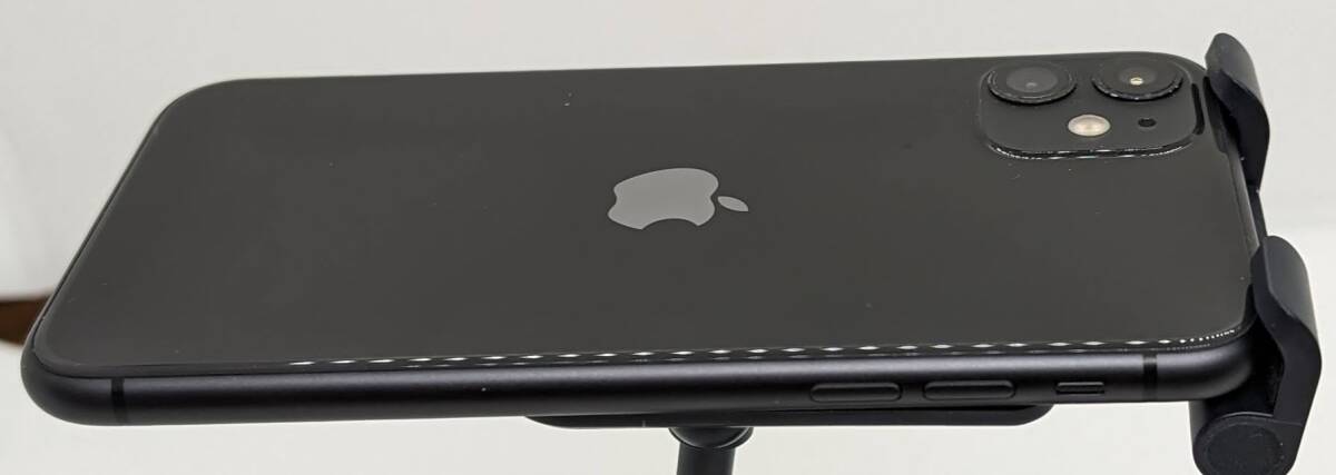 中古 iphone11 64GB SIMロック解除済 MWLT2J/A ブラック バッテリー80％ ネットワーク利用制限〇の画像6