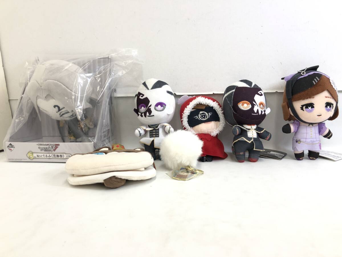 T240328-02S/ Identity V 第五人格 一番くじ等 グッズまとめ ぬいぐるみ アクスタ 缶バッジ ラバスト キーホルダー ポーチ 他_画像4