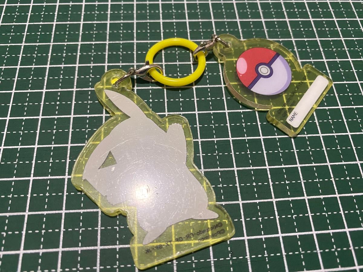 ポケットモンスター アクリルキーホルダー ピカチュウ