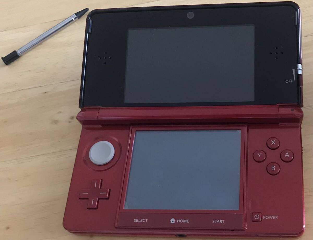 【動作確認済み】ニンテンドー3DS　ニンテンドー　任天堂　2GB レッド